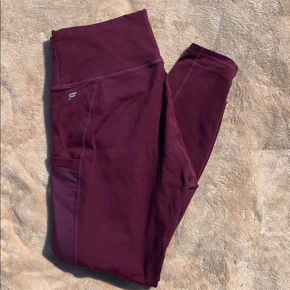 Fabletics powerhold leggings, solid, mesh pocket - Picture 1 of 4